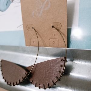 Leather earrings